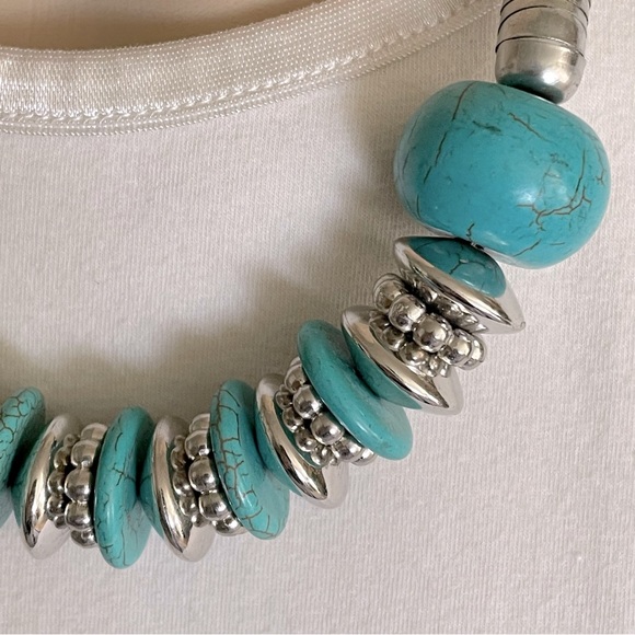 Silver and Turquoise Howlite Beaded Statement Necklace - Picture 6 of 11